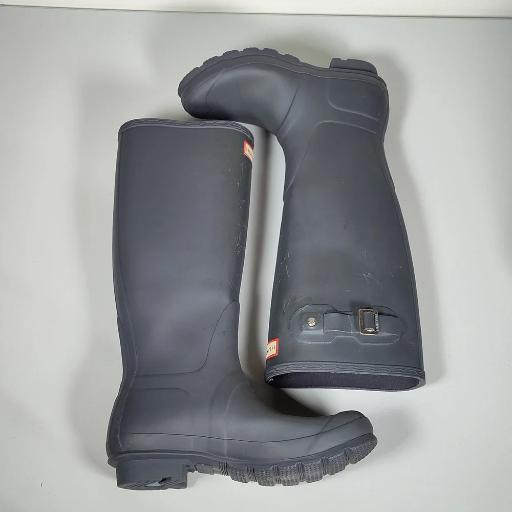 Hunter Women's Original Tall Rain Boots in‎ dark gray 7